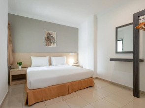 Golden View Serviced Apartment