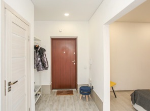 Апартаменты Апартик с выходом к озеру