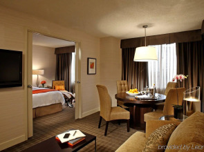 Cambridge Suites Toronto