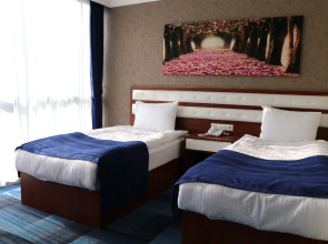 Business Grand Hotel