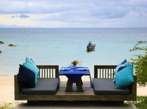 Haadtien Beach Resort