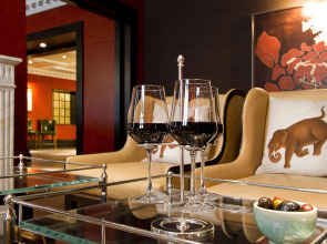 St. Ermins Hotel, Autograph Collection