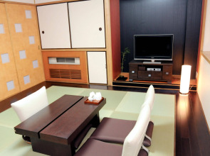 Hotel The Knot Yokohama