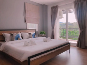 Living at Sphere Apartment - Family room