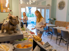 Delight Deluxe Aparts