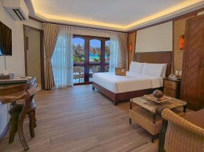 Red Coconut Beach Hotel