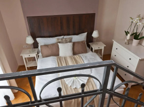 Апартаменты Prague Holiday