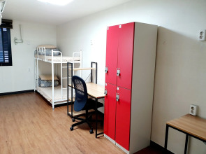 Kimchee Busan Downtown Guesthouse - Hostel