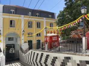 Lisbon Serviced Apartments - Ascensor da Bica