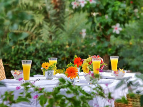 Apollonia Resort & Spa