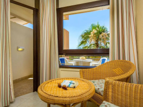 Auramar Beach Resort