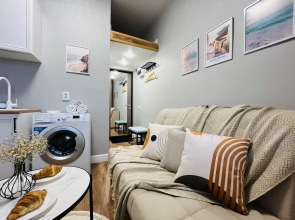 Happy People в квартале Свистуха