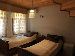 Tom Square Boutique Hotel