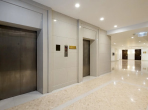 Отель Centre Point Silom