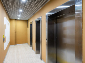 Гости любят на улице Анны Ахматовой