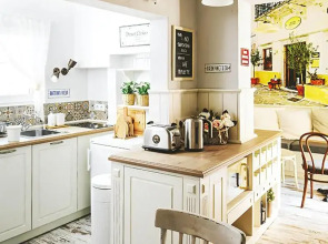 5 Vintage Guest House