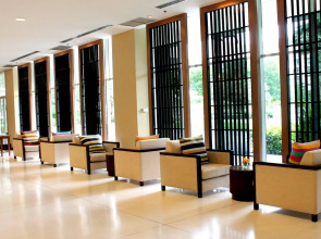 Centara Life Government Complex Hotel & Convention Centre Chaeng Watthana