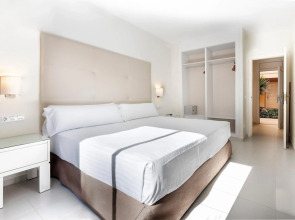 Sol Sancti Petri Apartamentos