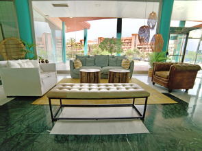 Holiday World RIWO - Teens Hotel