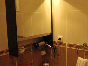 Tom Square Boutique Hotel