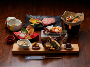 Yufuin Yawaraginosato Yadoya