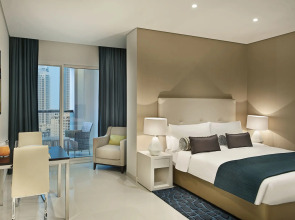 DAMAC Maison Cour Jardin