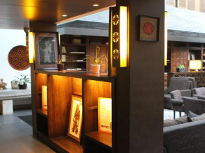 Shichahai Shadow Art Performance Hotel