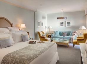 Luxe Hotel Rodeo Drive