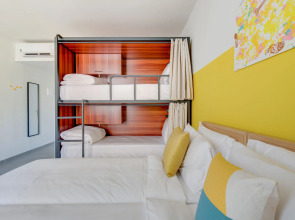 Selina Theatrou Athens