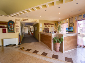Saint George Hotel & Medical Spa