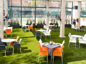 Hotel Tach Madrid Airport