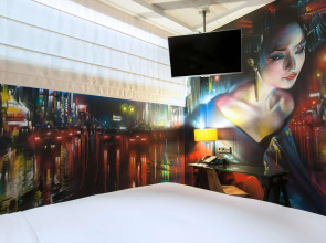 DoubleTree by Hilton Hotel Amsterdam - NDSM Wharf