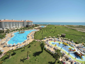 Seaden Sea World Resort & Spa