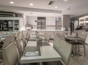 Отель Rosamar Maxim - Adults Only