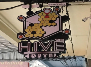 The Hive Hatyai Hostel