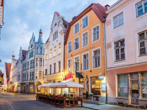 Отель Meriton Old Town Garden