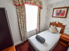 Pembridge Palace Hotel