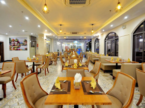 Crown Nguyen Hoang Hotel