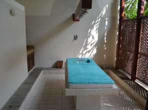 Baobab Beach Resort and Spa