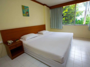 OYO 320 Regent 2002 Guest House