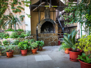 Лукоморье (Алупка)