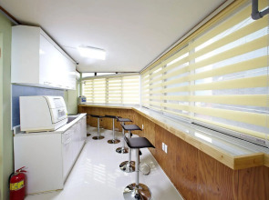 Rainbow Hotel Myeongdong