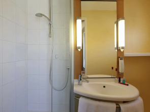 ibis Nantes Centre Gare Sud