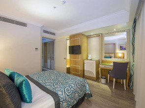 Crystal Waterworld Resort & Spa - All Inclusive