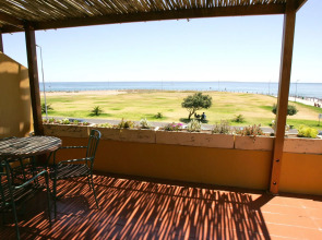 Dolphin Inn Guest House