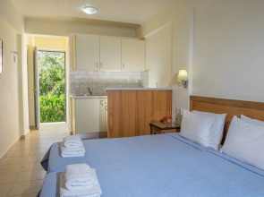 Mirabella Apartments