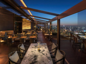 The Ritz-Carlton Shanghai, Pudong