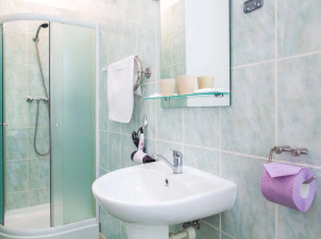 Отель Augustine