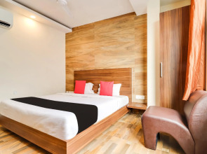 Capital O 60341 Seven Wonders Inn