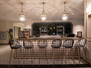 Sawaddi Patong Resort & Spa by Tolani